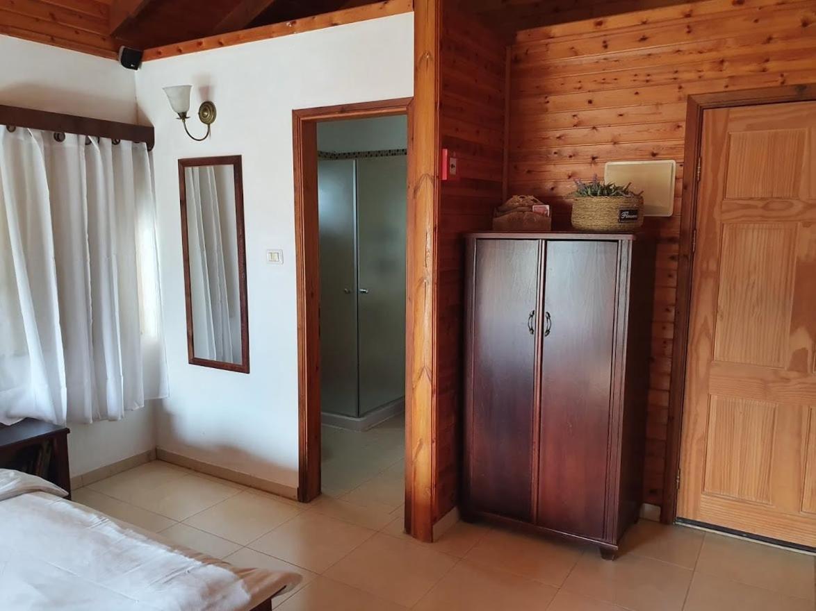 Sharvit Hakesem Villa Livnim Bagian luar foto